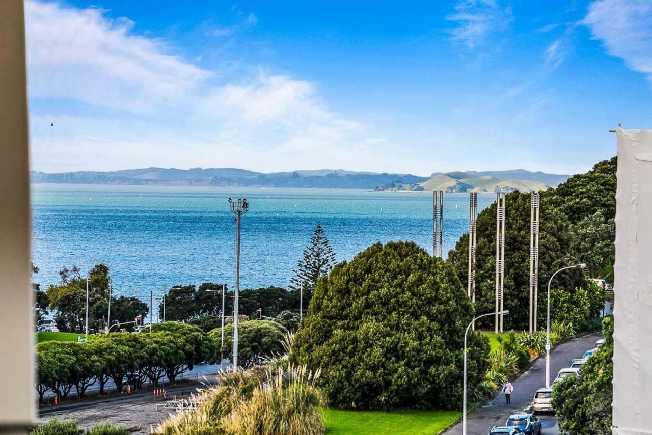 One Bedroom Apartment - Pool, Gym & Tennis Courts! Auckland Dış mekan fotoğraf