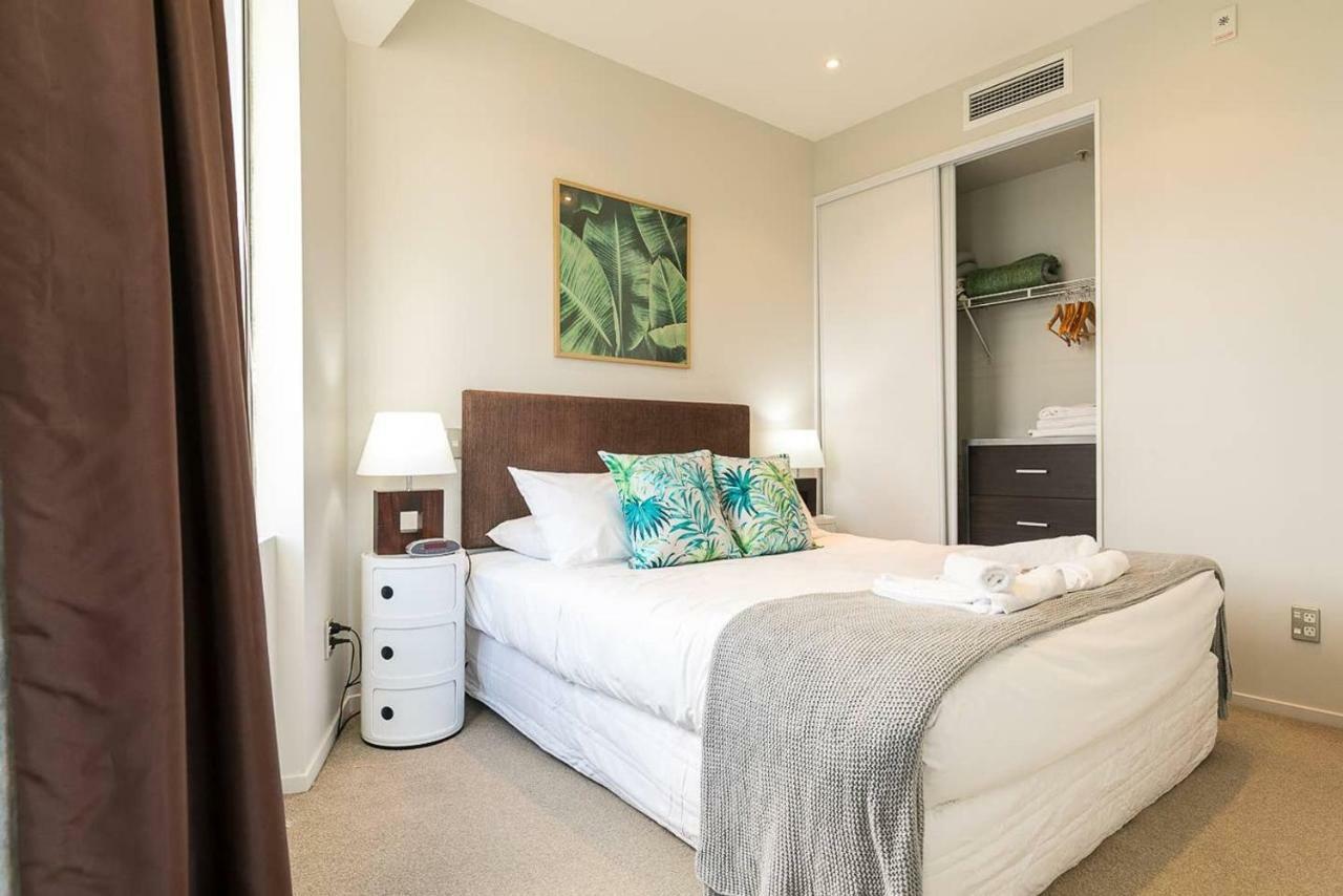 One Bedroom Apartment - Pool, Gym & Tennis Courts! Auckland Dış mekan fotoğraf